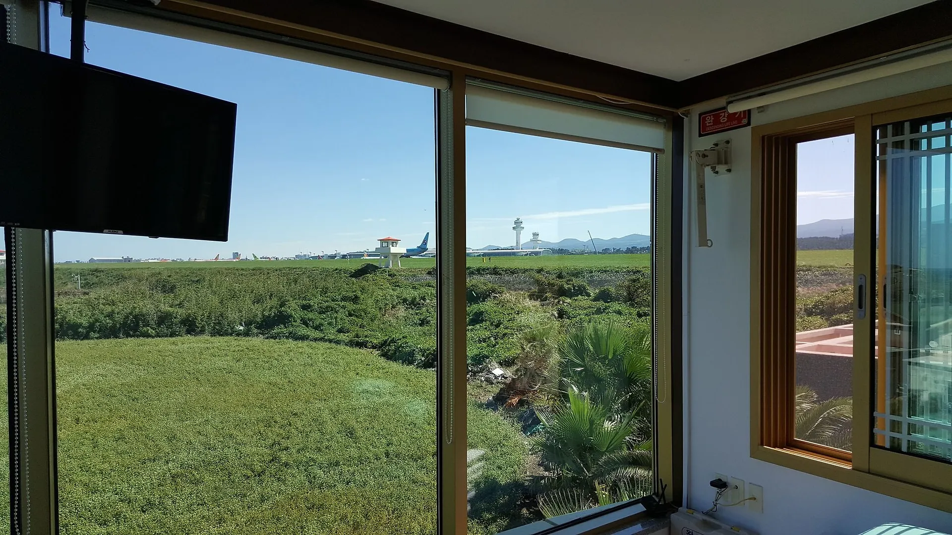 Jeju Miracle Guest House 2*,